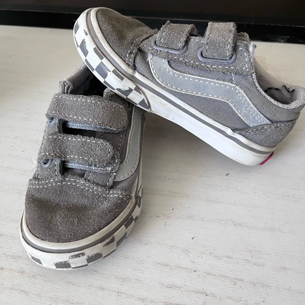 TODDLER VANS Velcro Skate Sneakers